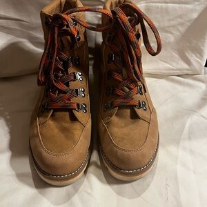 Crown Vintage Tan Lace Up Boots 9.5M